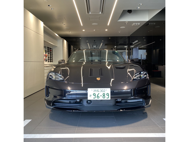 Taycan 4S Cross Turismo 