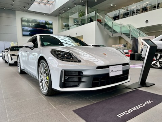 【新着】Panamera 4 E-Hybrid
