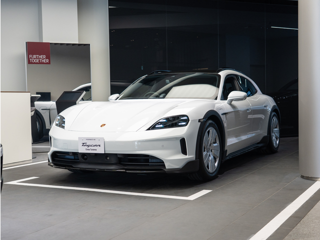 Taycan 4 Cross Turismo