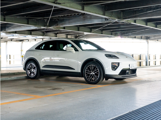Macan 4 electric