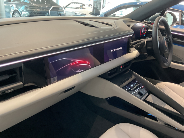 車両画像
