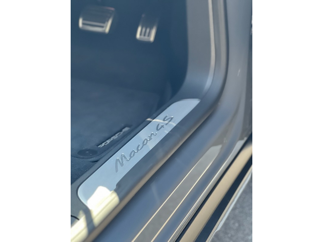 車両画像
