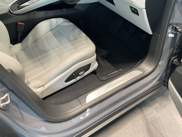 車両画像