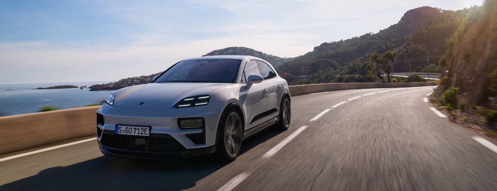 Macan Electric 予約注文開始