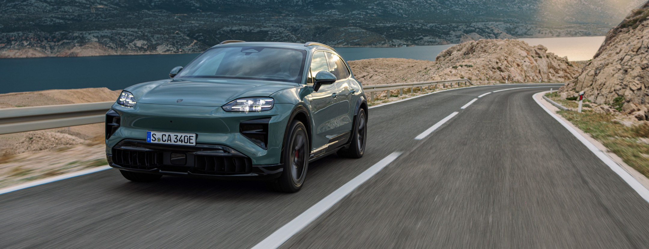 新型Cayenne Electricデビュー