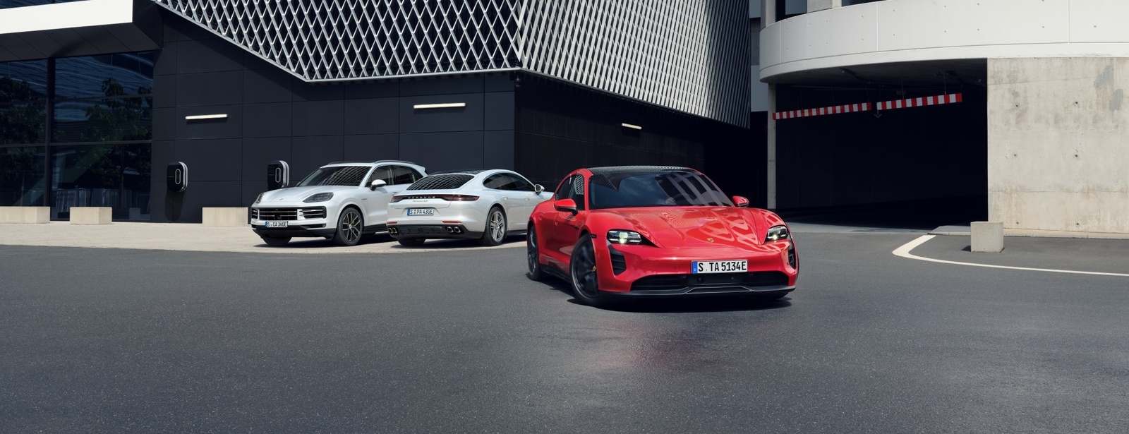 Porsche Approved Car 決算キャンペーン