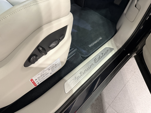 車両画像