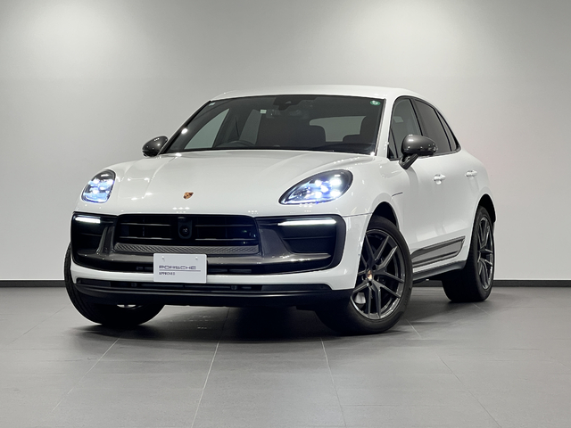Macan T