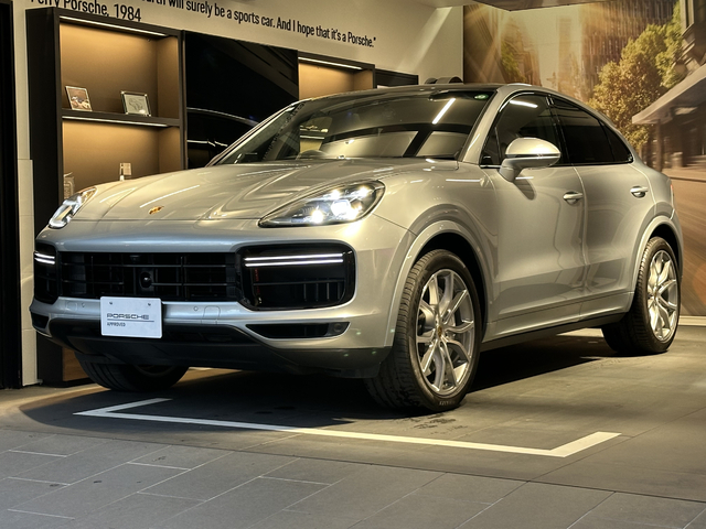 MY21 Cayenne Turbo Coupe RHD【S25-0104】