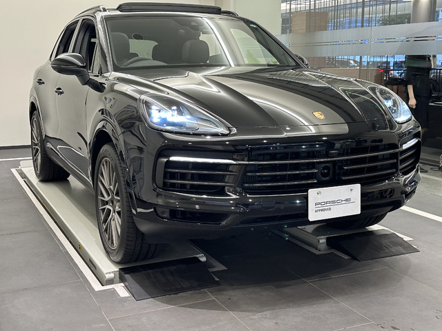 MY23 Cayenne PlatinumEdition 【K25-0616】