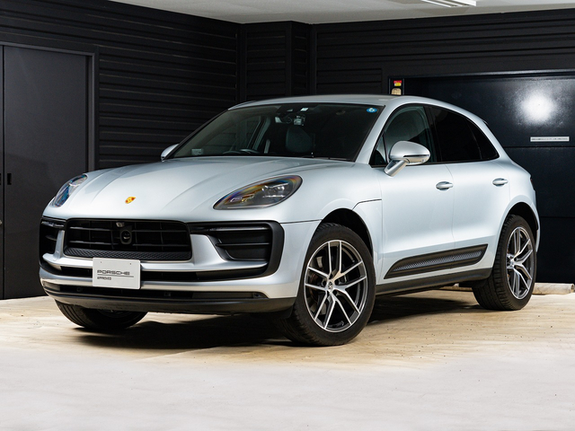 2022y Model Macan