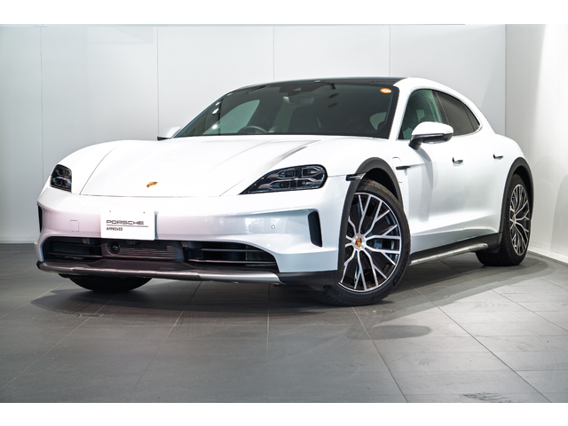 2025年式 タイカン4SCT 右ハンドル