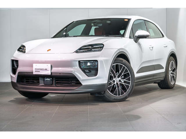 2025年式 マカン4エレクトリック 右ハンドル