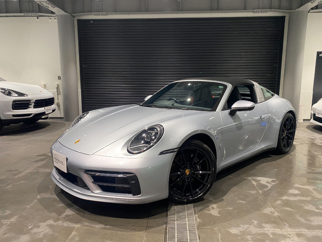 911 Targa 4