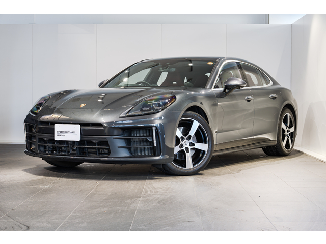 2024年式　パナメーラ　PDK　右ハンドル