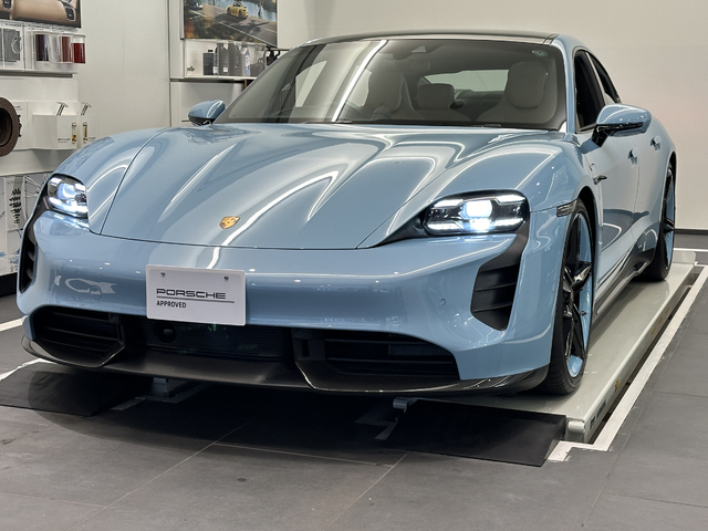 MY21 Taycan Turbo S【K25-0626】