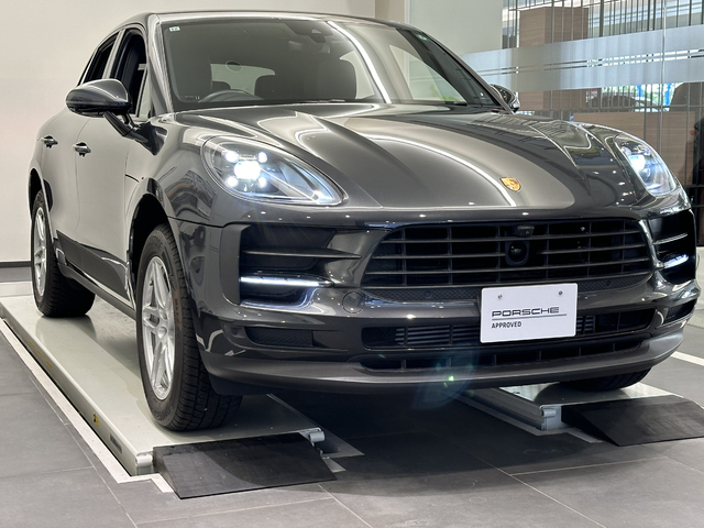 MY20 Macan RHD【K25-0230】