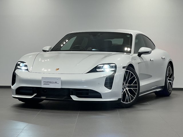 Taycan Turbo