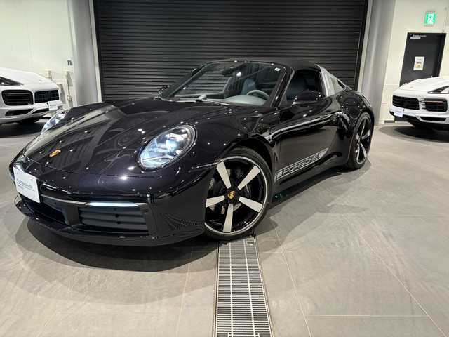911 Targa 4