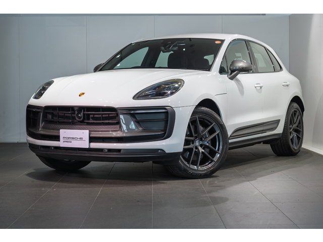 2023年式 マカンT PDK 右ハンドル