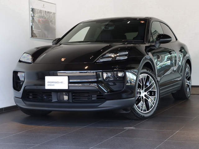 MY2025 Macan BEV　スポーツクロノ　Pルーフ