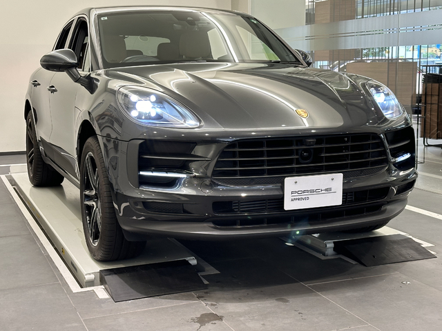 MY21　Macan RHD【K25-0504】