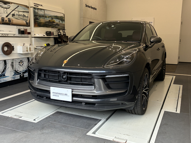 マカンT バルカノ パノラマ ベンチシート 2023年