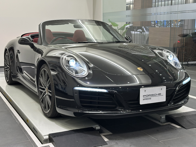 MY18　911 Carrera 4 Cabriolet 【K25-0406】