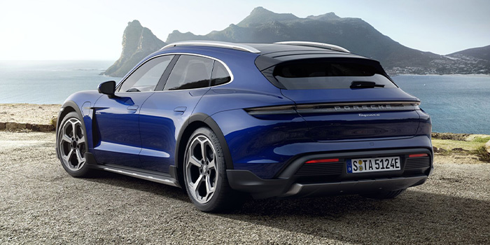 Taycan 4 Cross Tursimo モデルページ